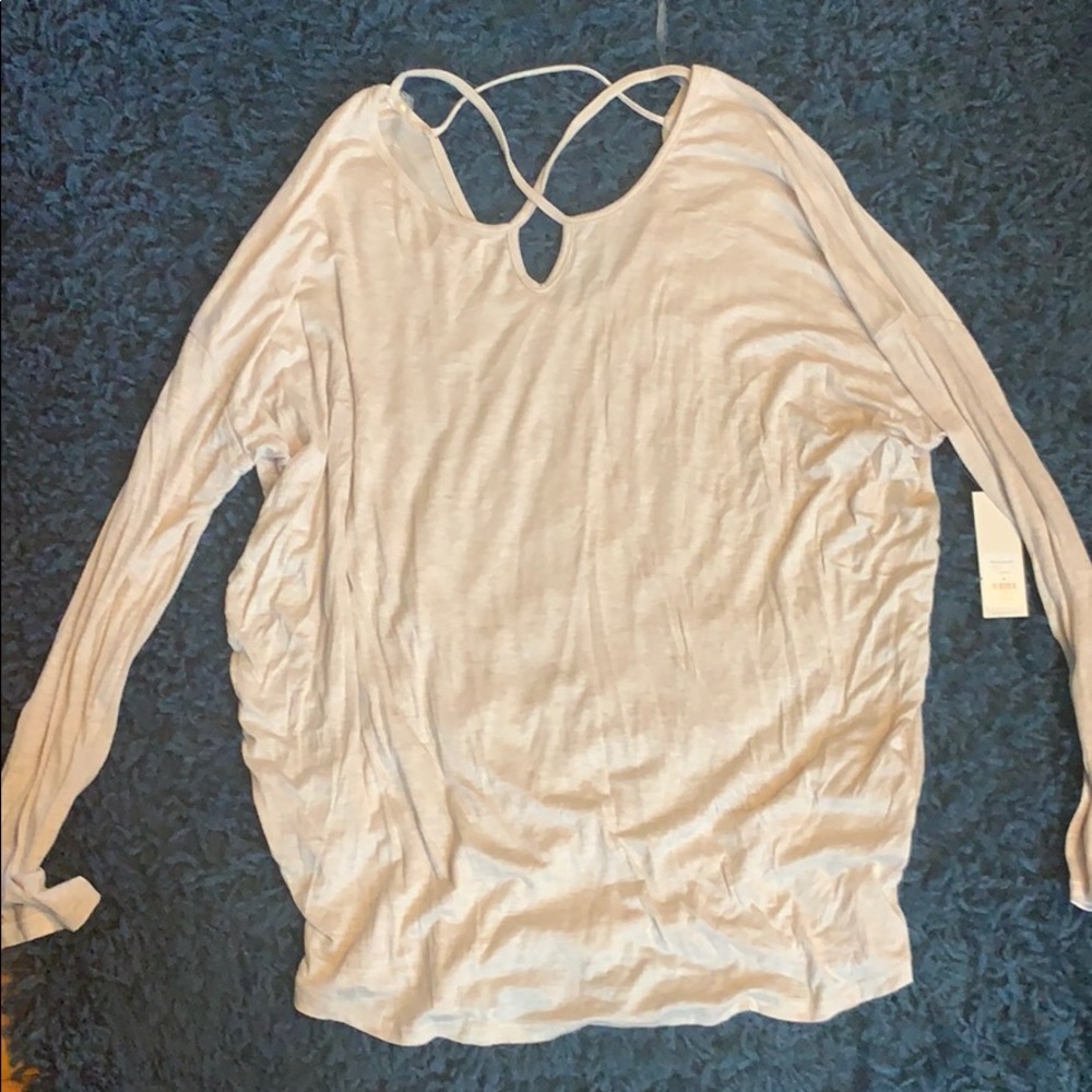 White long sleeve blouse